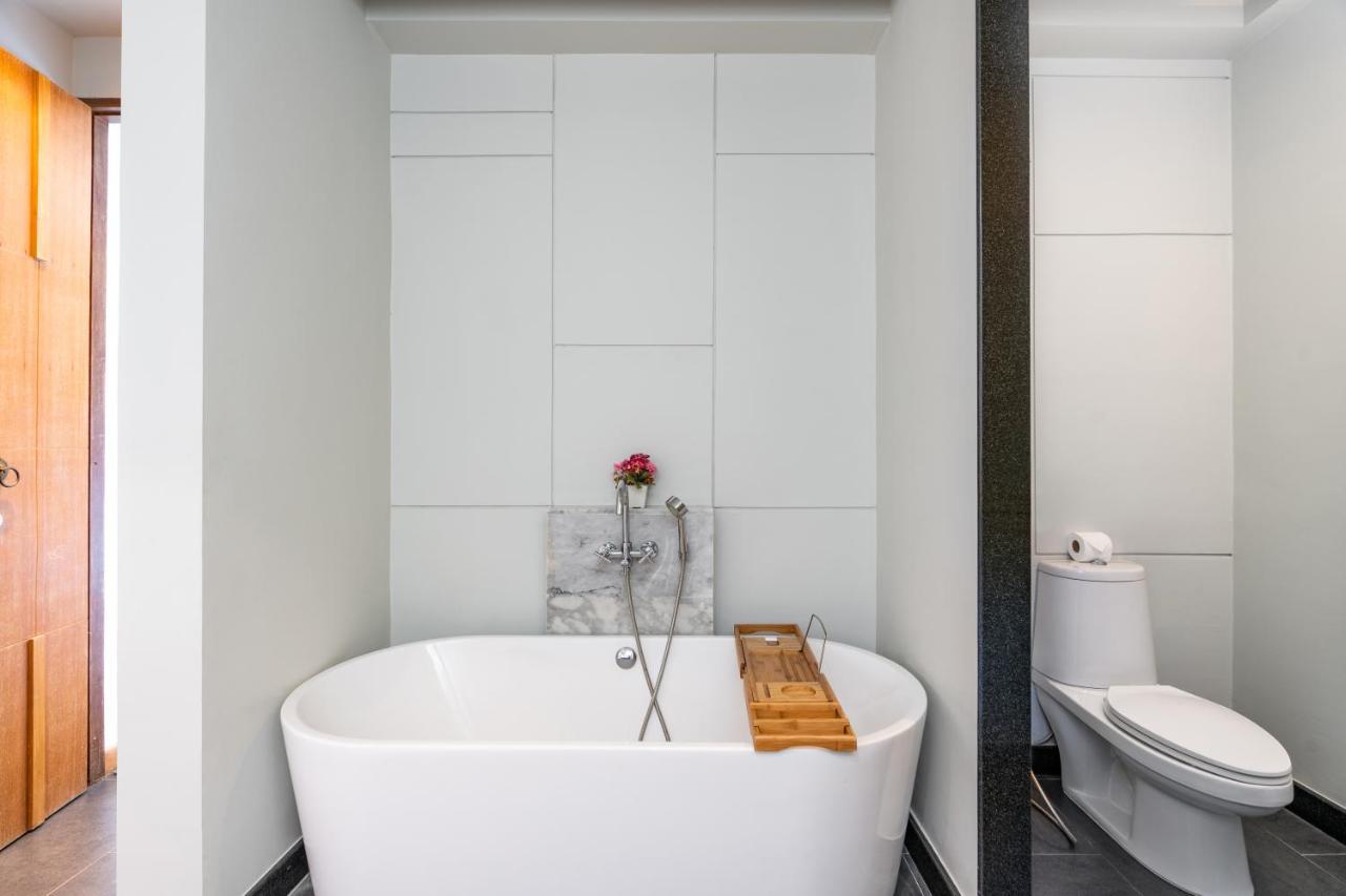 Beautiful Comfortable And Fully Equipped Big Pool Villa With 65Inch Smart Tv Located Near Popular Bangtao Beach And Laguna Praia de Bang Tao Exterior foto