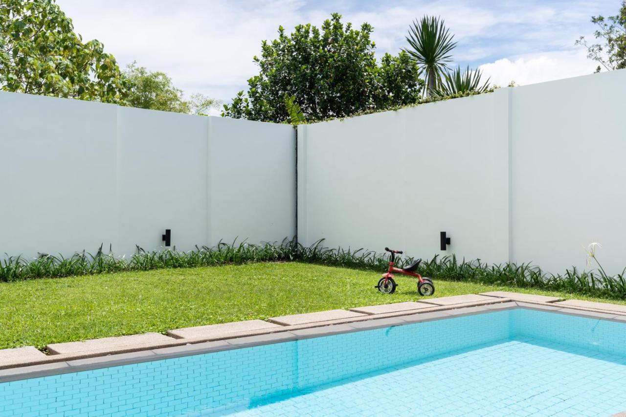 Beautiful Comfortable And Fully Equipped Big Pool Villa With 65Inch Smart Tv Located Near Popular Bangtao Beach And Laguna Praia de Bang Tao Exterior foto